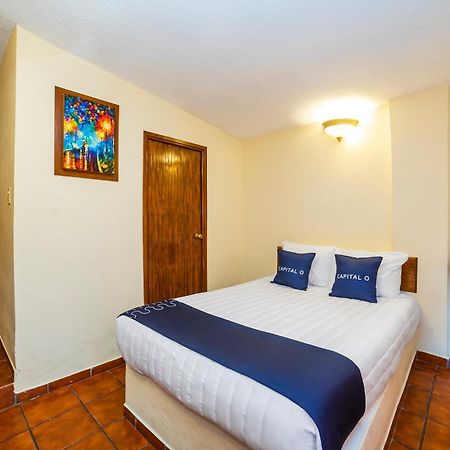 Capital O Hotel Casa Blanca Celaya  Εξωτερικό φωτογραφία