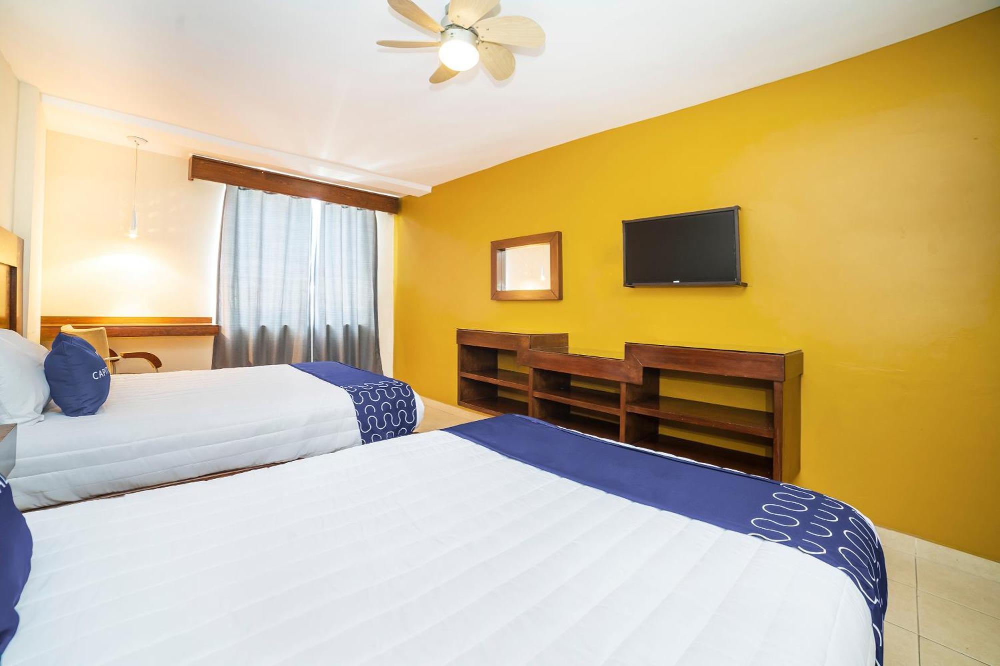 Capital O Hotel Casa Blanca Celaya  Εξωτερικό φωτογραφία