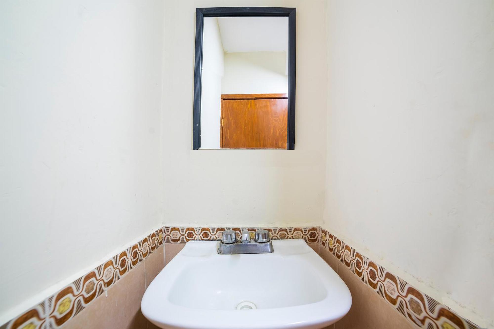 Capital O Hotel Casa Blanca Celaya  Εξωτερικό φωτογραφία