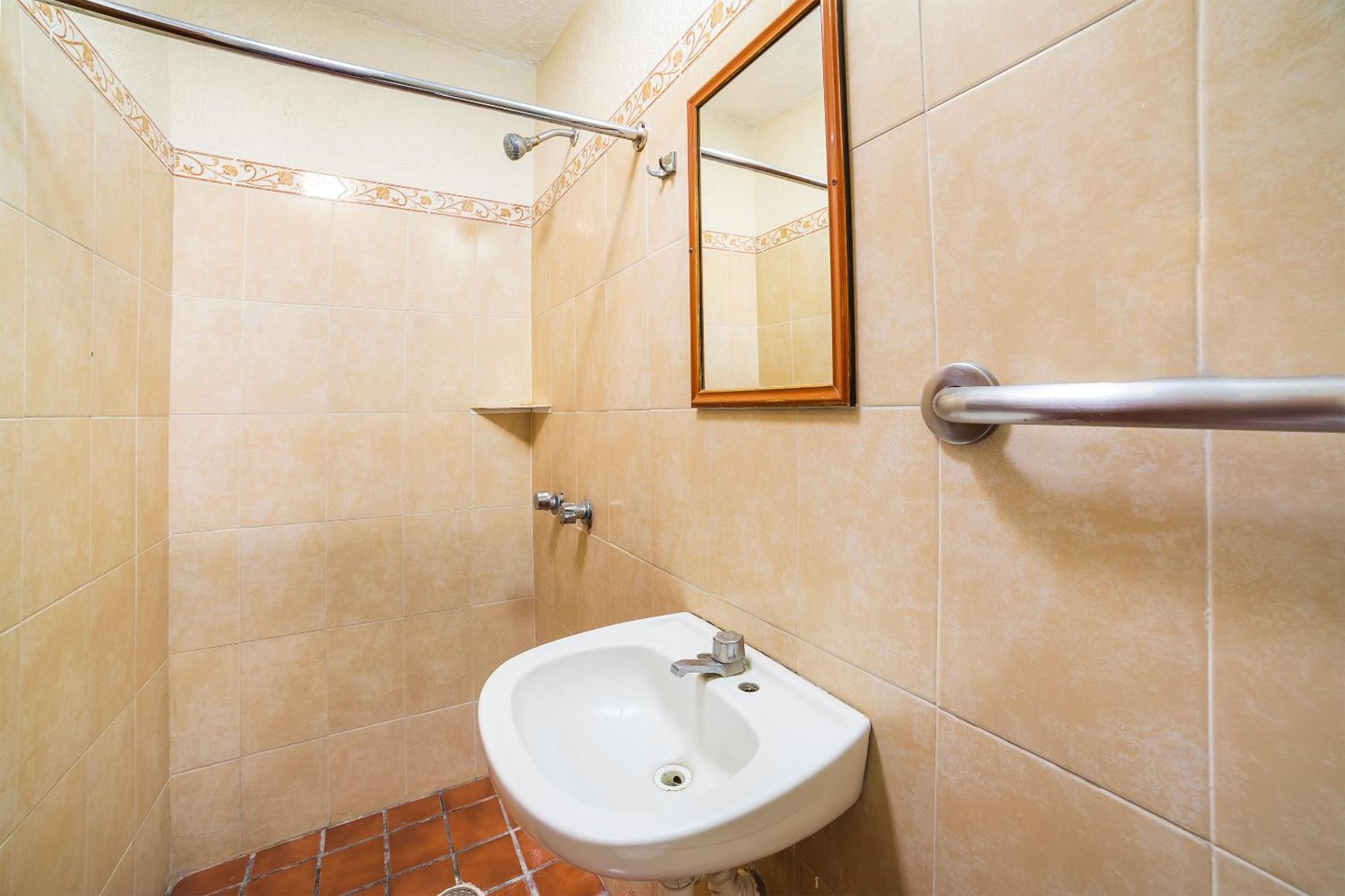 Capital O Hotel Casa Blanca Celaya  Εξωτερικό φωτογραφία